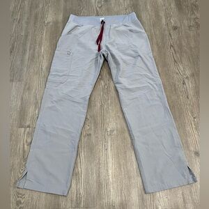 FIGS Cement Kade Cargo Scrub Pants • Medium